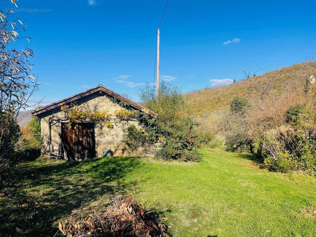 Maison à SAINT-PAUL-DE-JARRAT