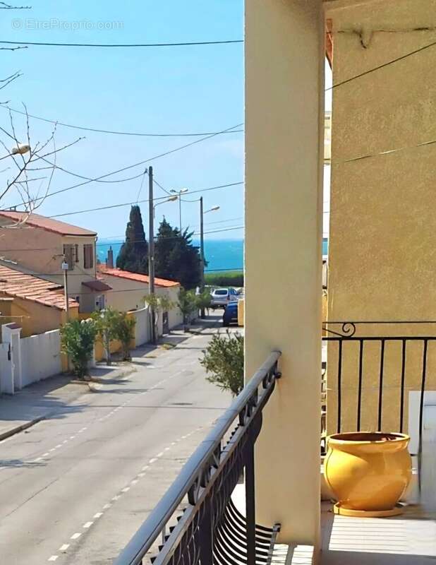 Appartement à PORT-DE-BOUC