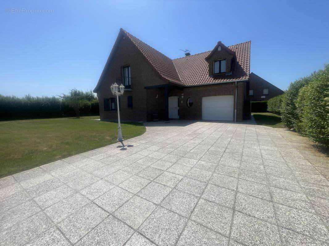 Maison à PHALEMPIN