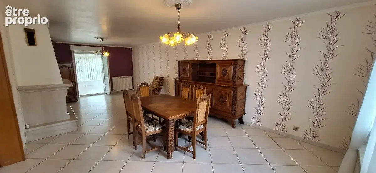 Maison 160m2, 3 chambres, 4/5 chambres possible, veranda,garage sur terrain arbore 755m2 - photo 8