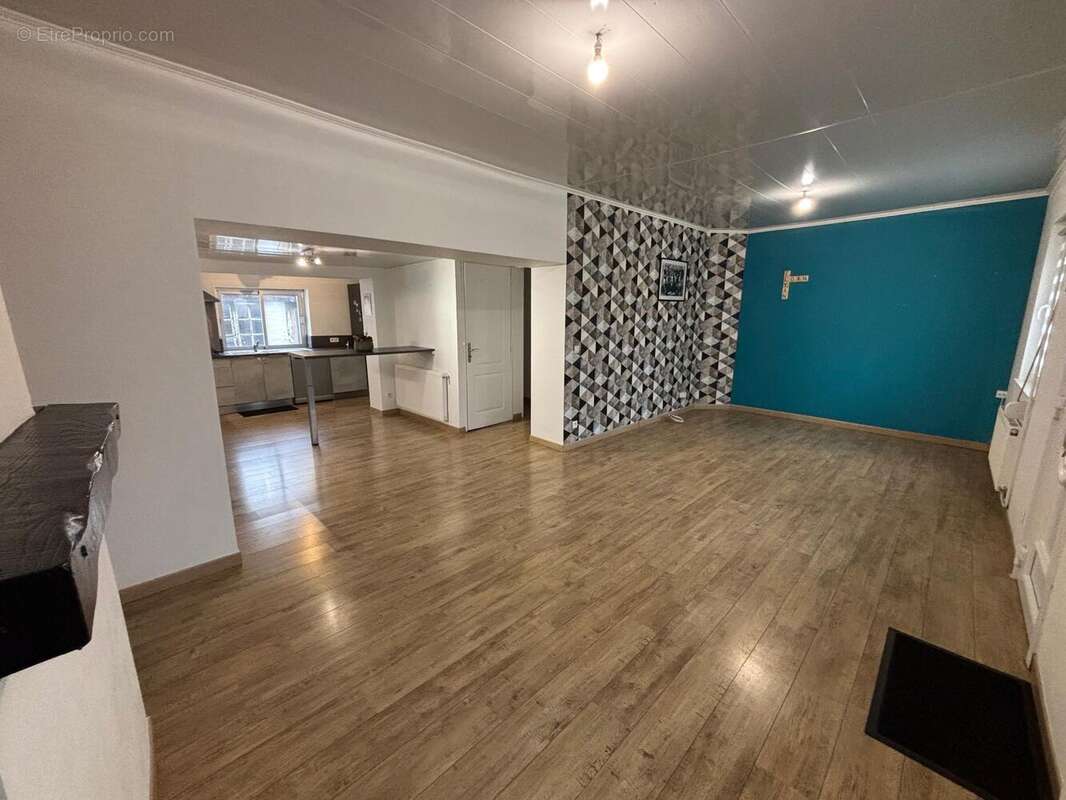 Photo 3 - Maison à BARLIN