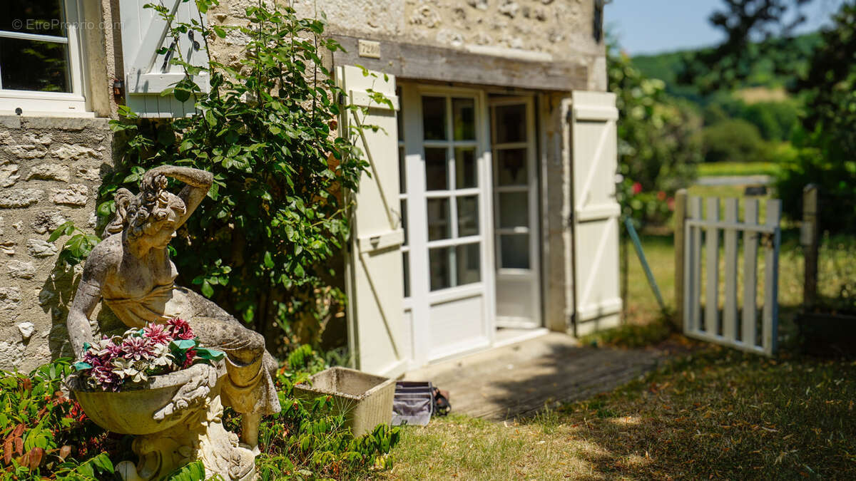 Maison à BAGAT-EN-QUERCY