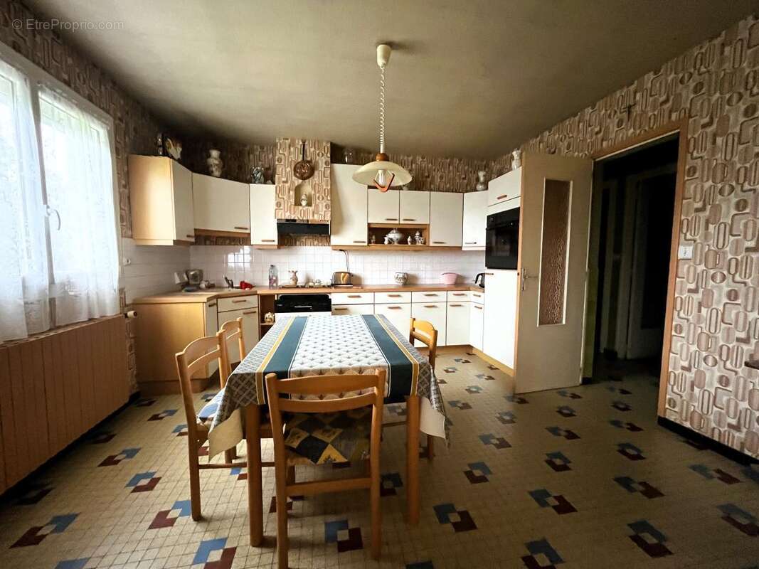 Maison à SAINT-MICHEL-CHEF-CHEF
