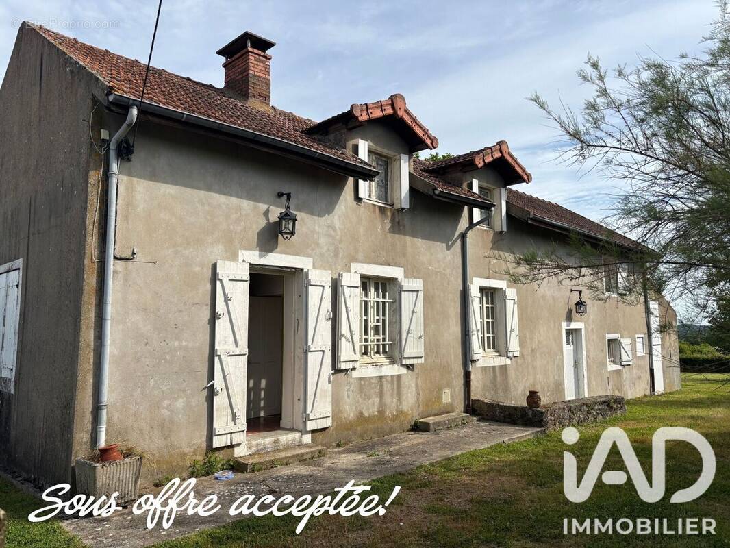 Photo 1 - Maison à SAINT-EUSEBE
