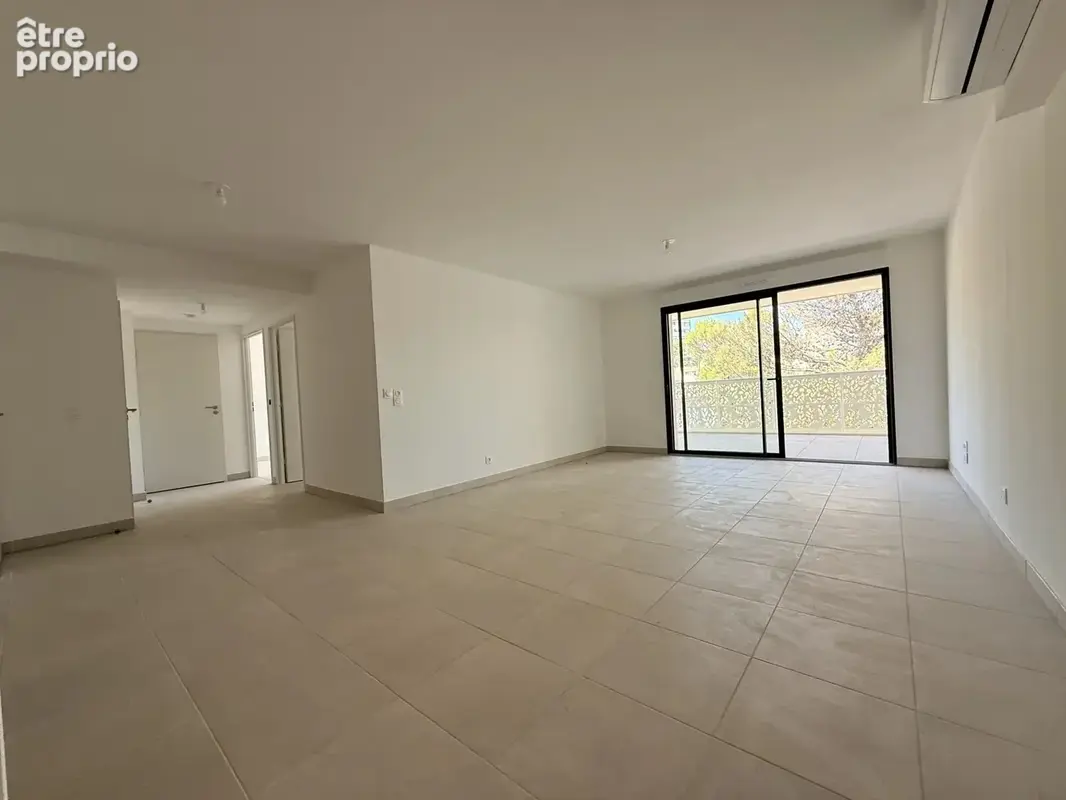 Appartement 3 pièces 65 m² à vendre à Nimes (30900) - photo 3