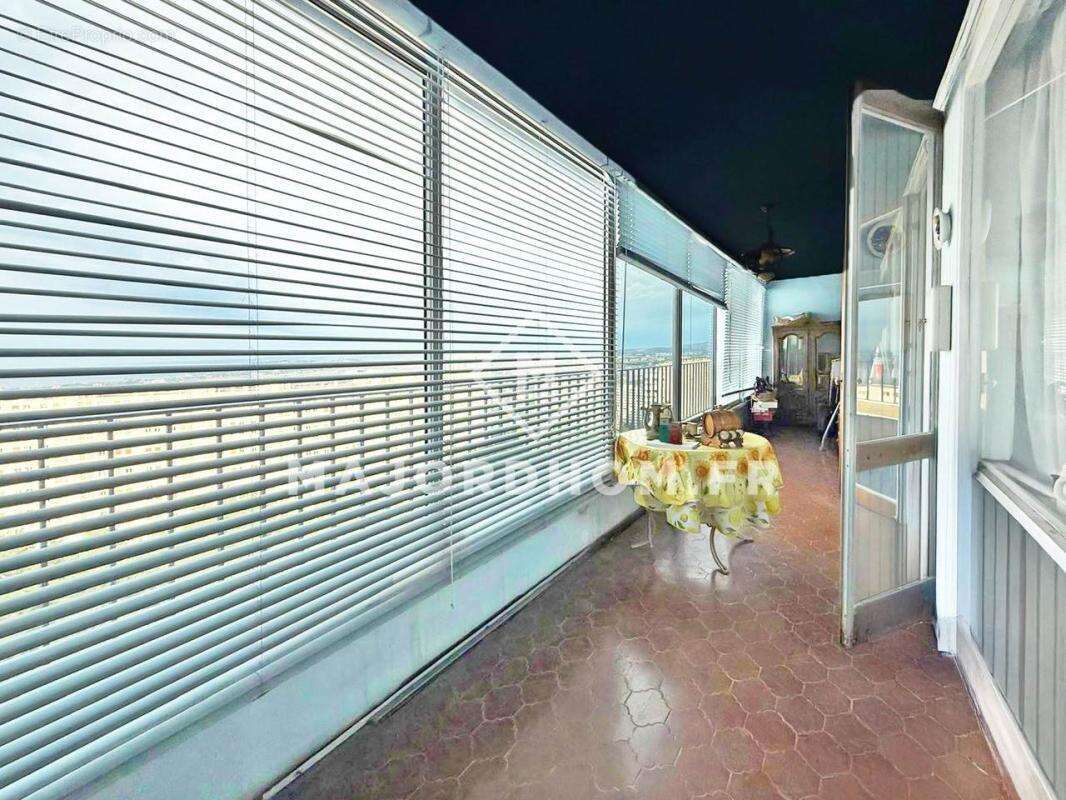 Appartement à MARSEILLE-9E