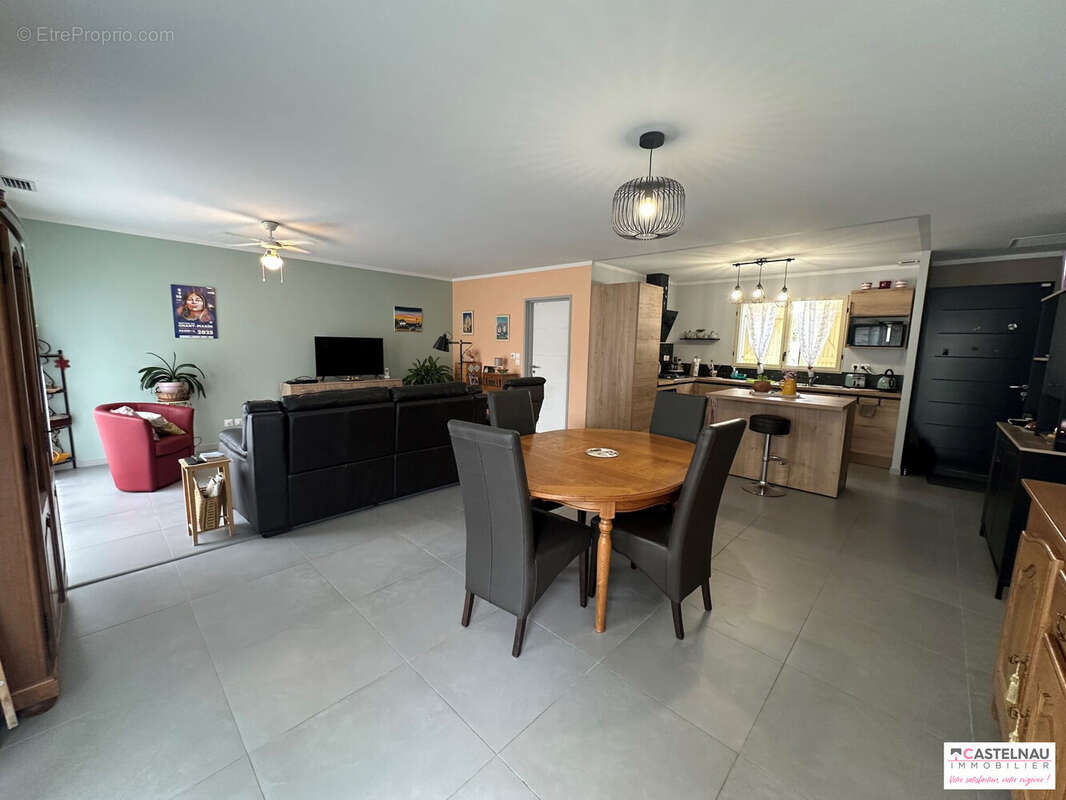 Maison à VILLAUDRIC