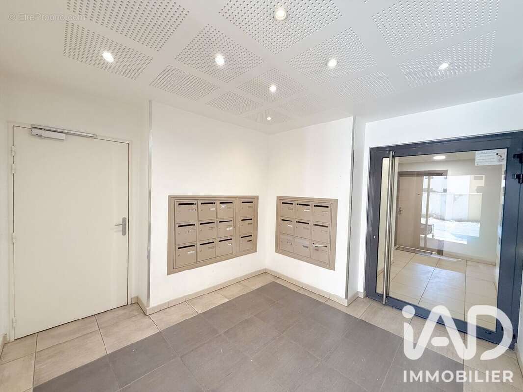Photo 7 - Appartement à SAINT-MAXIMIN-LA-SAINTE-BAUME