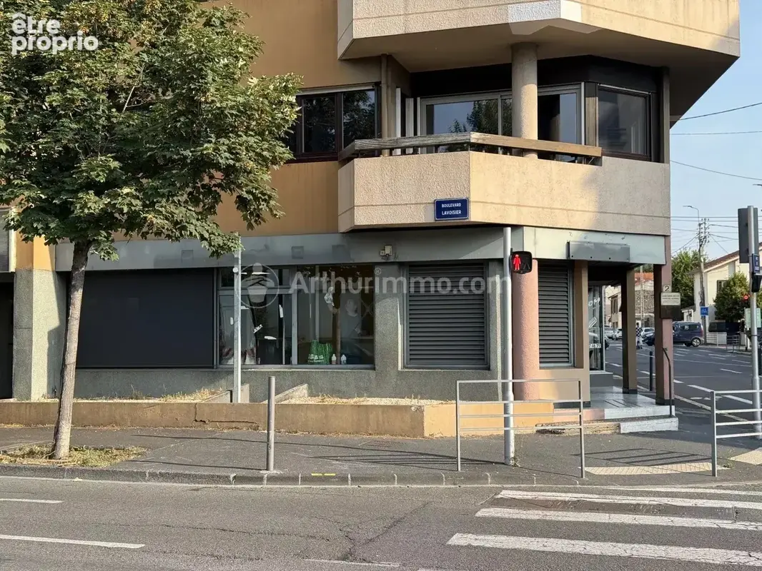 Vente Bureau-local Clermont-ferrand(63000) 161 000ï¿œ - photo 2