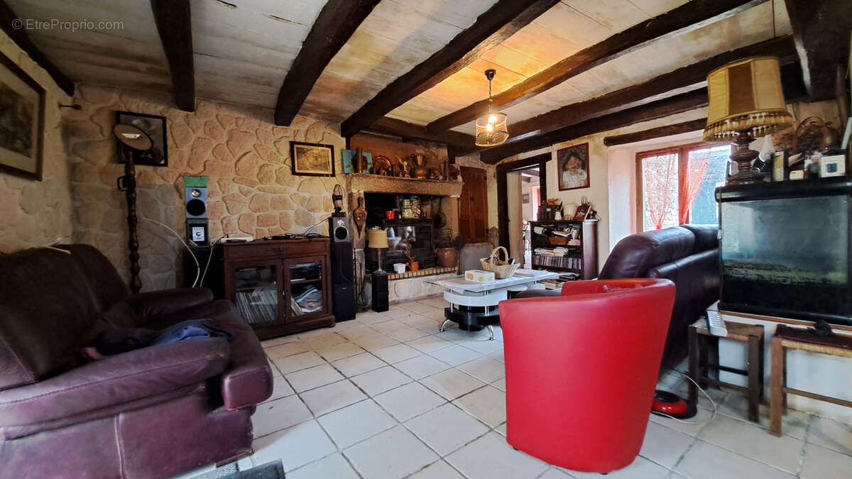 Maison en campagne à rénover - photo 3