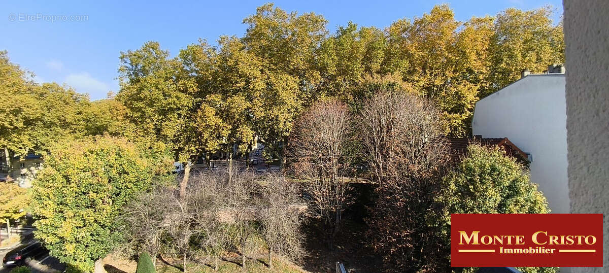 Vue av de Paris  - Appartement à VERSAILLES