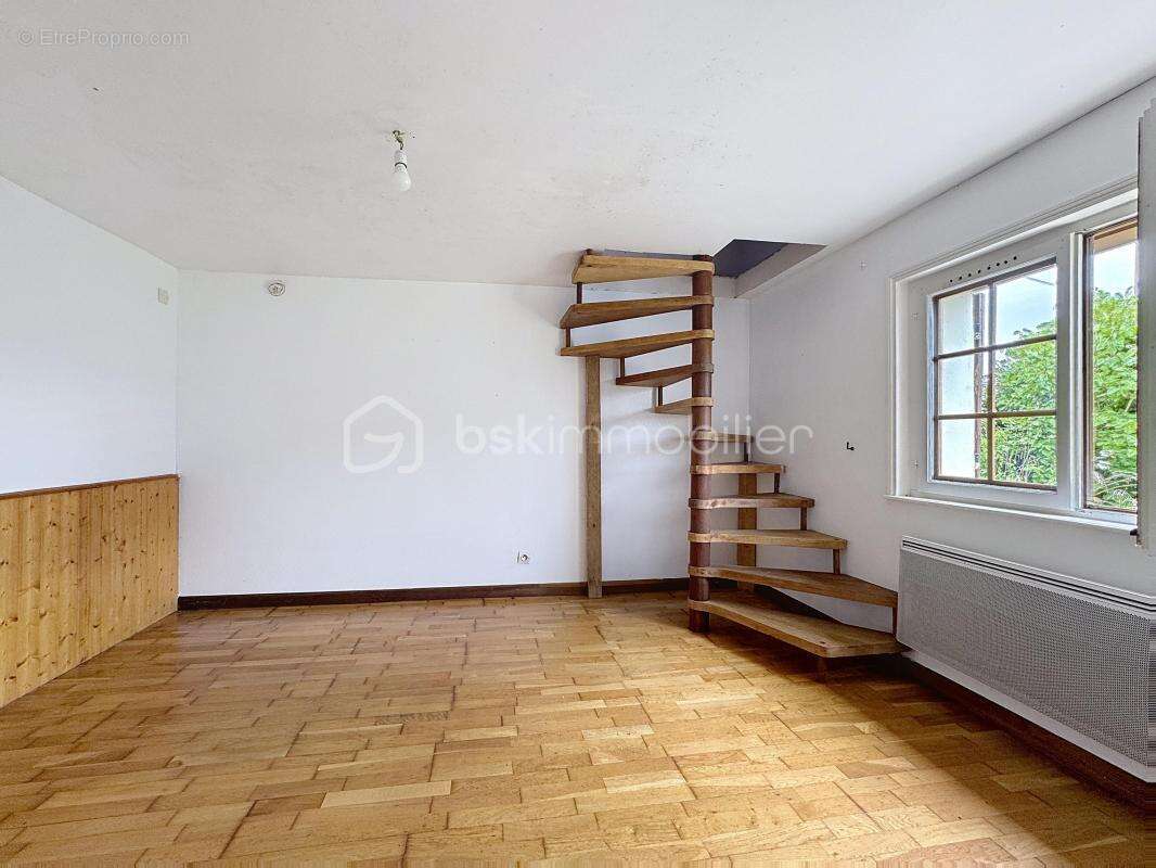 Maison à VIMOUTIERS