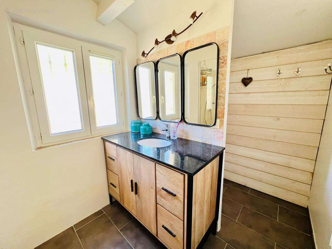 Maison à LA CADIERE-D&#039;AZUR