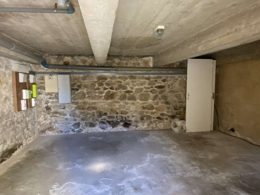 Appartement à SAINT-SORNIN-LAVOLPS