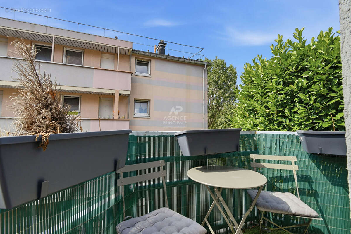 Appartement Saint Germain En Laye 2 pièces 48.68 m2 - photo 4