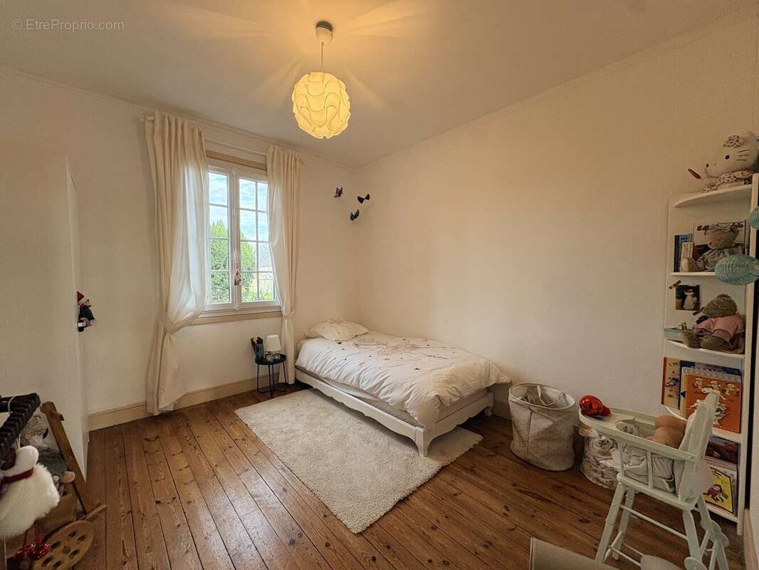 Maison à COGNAC