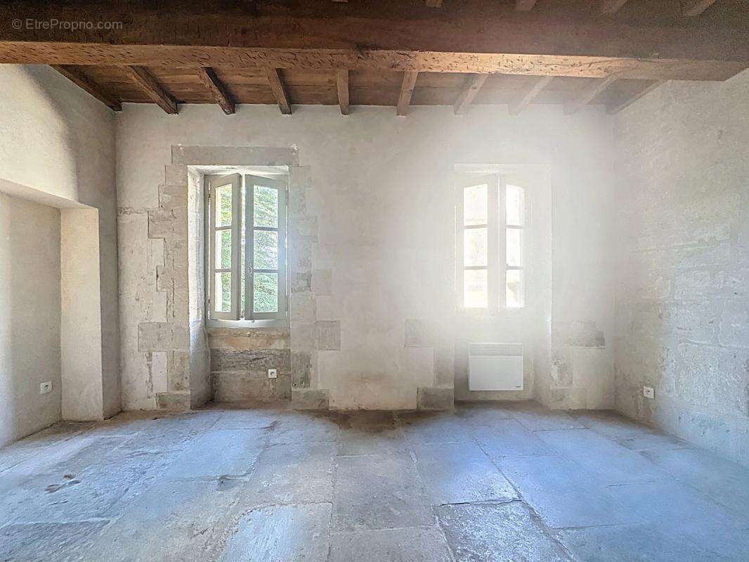 Appartement à BARBENTANE