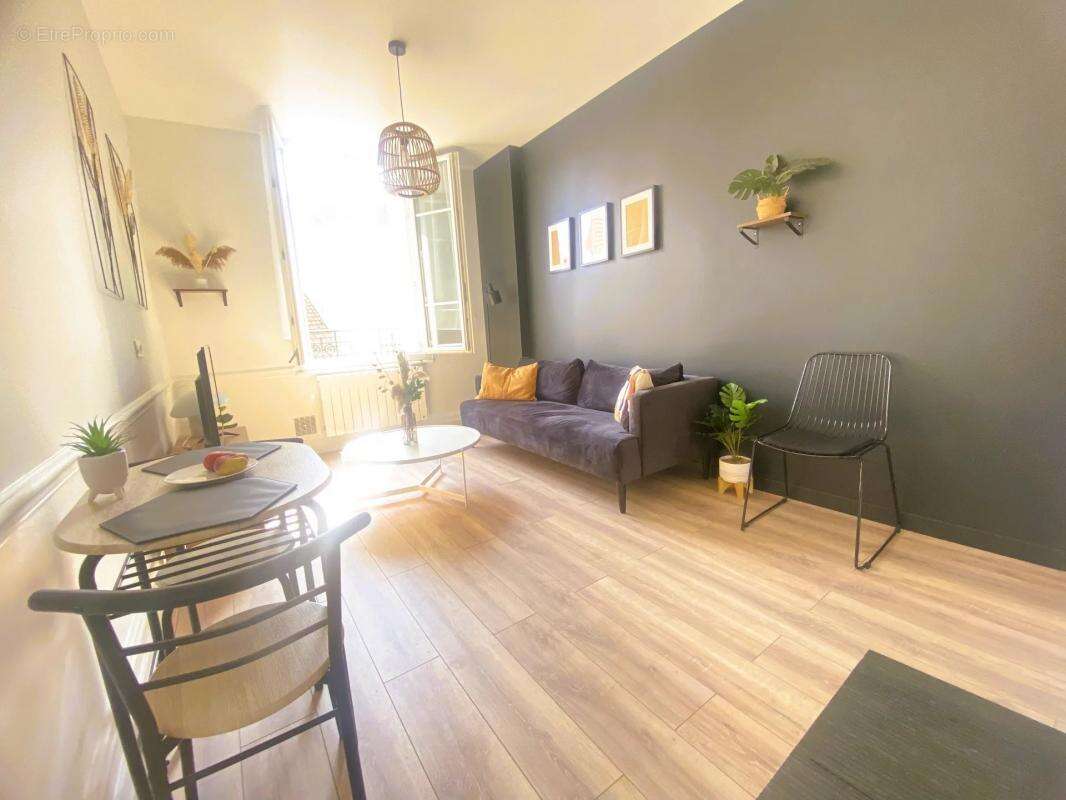 Appartement à VICHY