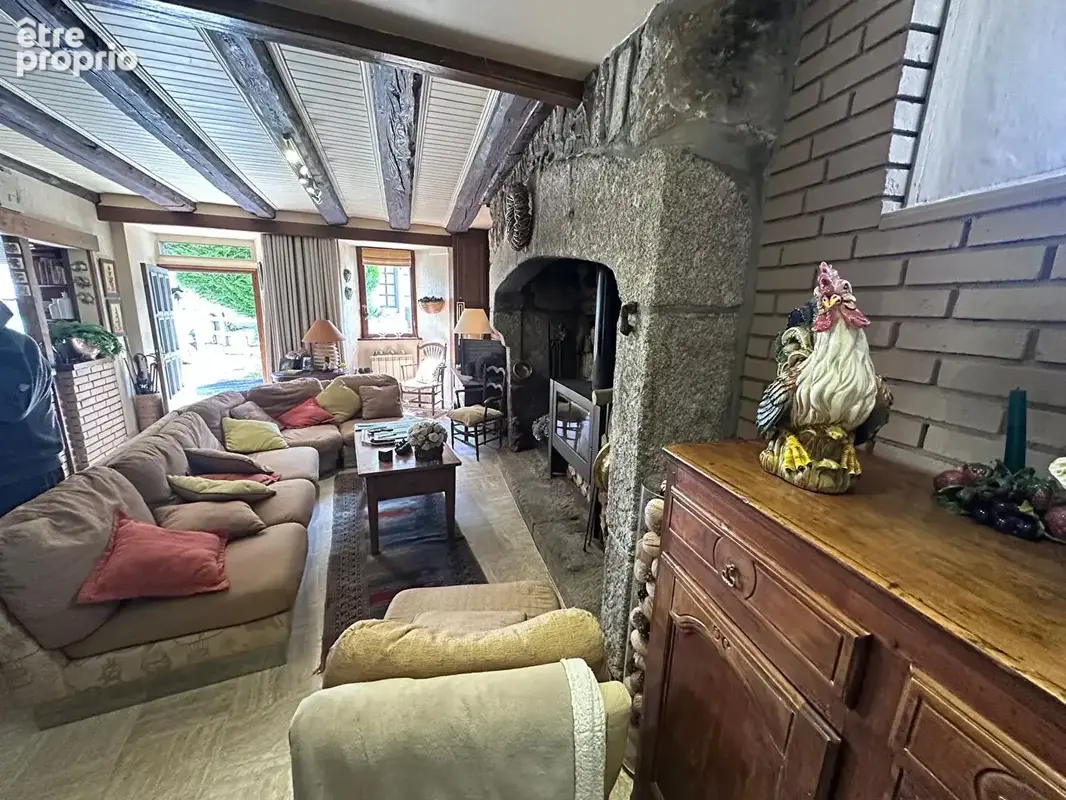 Maison de charme de type 5 avec garage et terrain attenant - photo 10