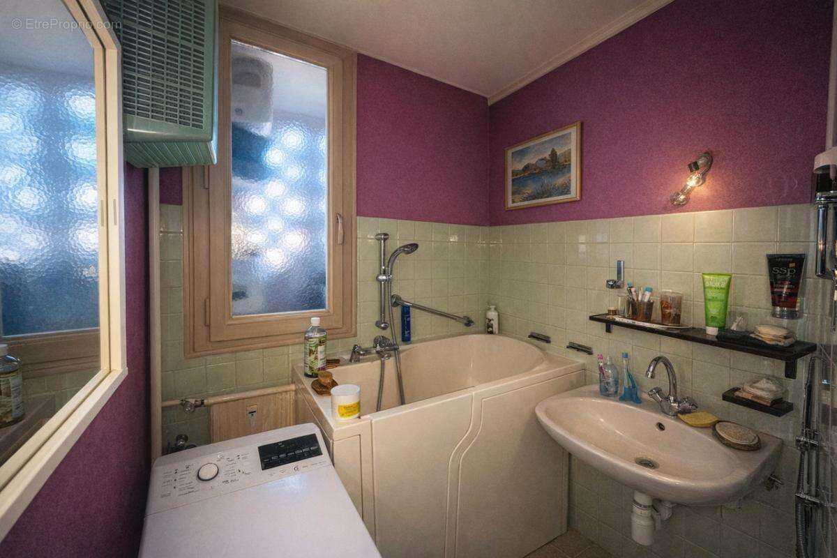 Appartement à ROMANS-SUR-ISERE