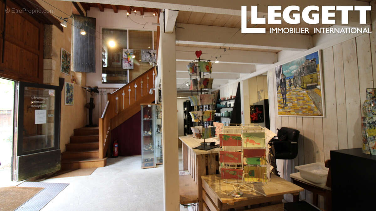 Maison à LE BUISSON-DE-CADOUIN