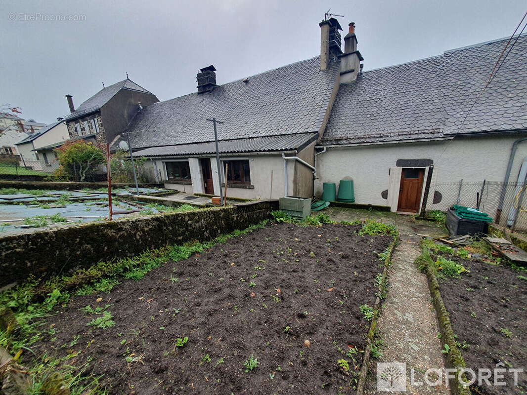 Maison à PIERREFORT
