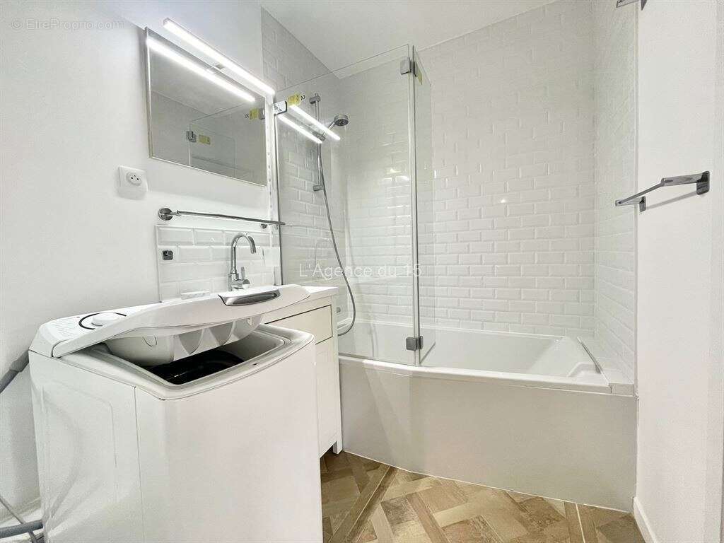 Appartement à PARIS-15E