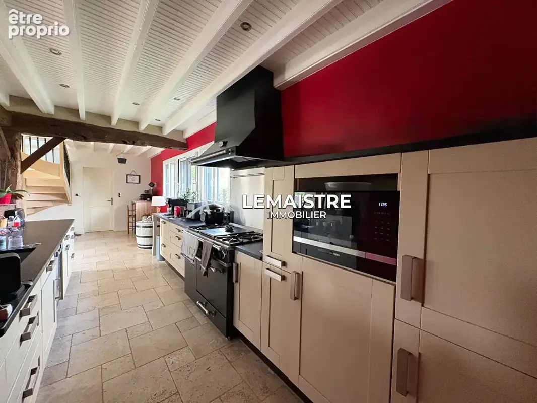Maison à vendre - Proche Goderville - 197 m² - 5 chambres - Dépendance - Terrain 1600 m² - photo 5
