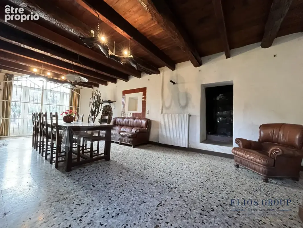 Maison 8 pièces 180 m² à vendre à Nans-Les-Pins (83860) - photo 6