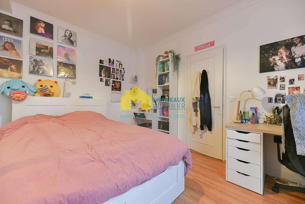 Maison à SAINTE-GENEVIEVE-DES-BOIS