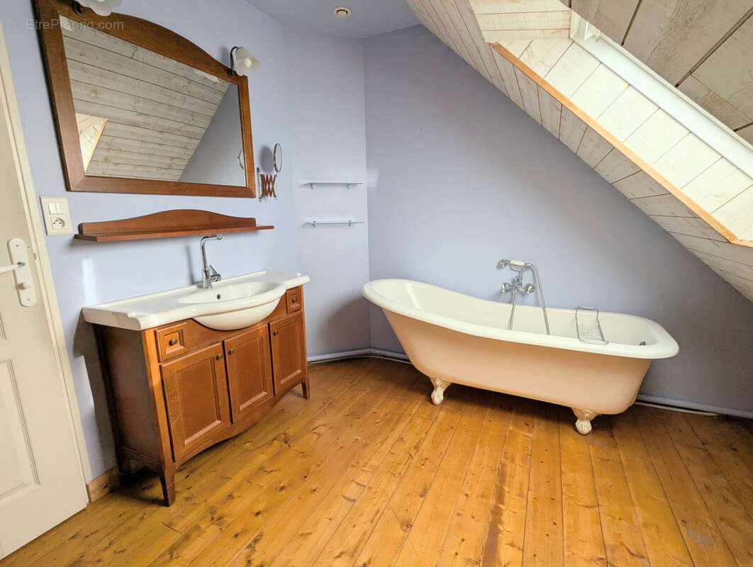 Maison à SAINT-MALO-DE-BEIGNON