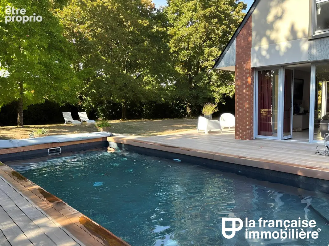 Maison familiale type 8 - beaux volumes - 4 chambres - grand jardin ouest - piscine chauffée - garage double - saint-grégoire - photo 11