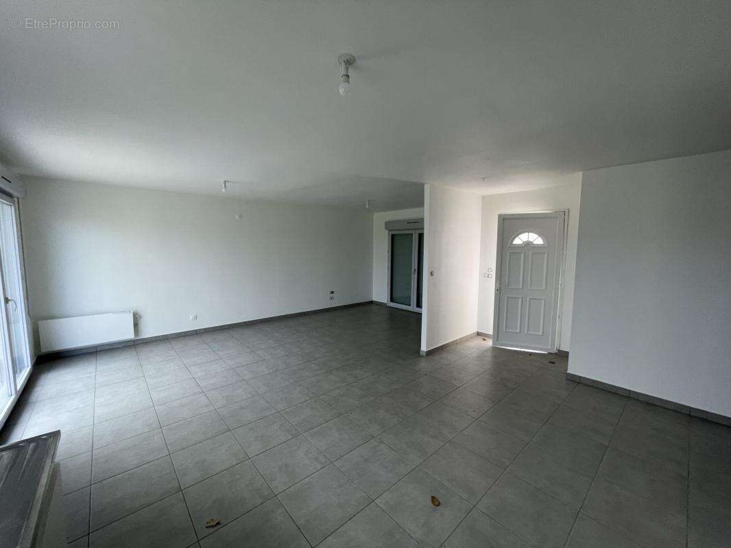 Maison à LAMASQUERE