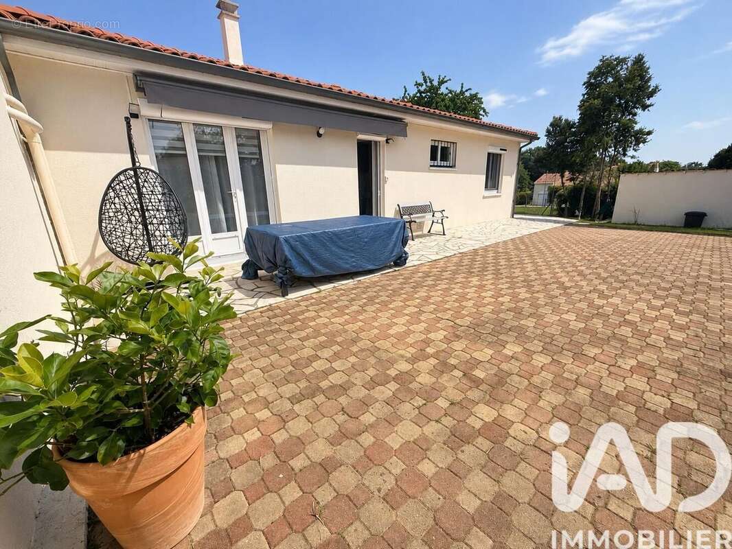 Photo 2 - Maison à FLEAC