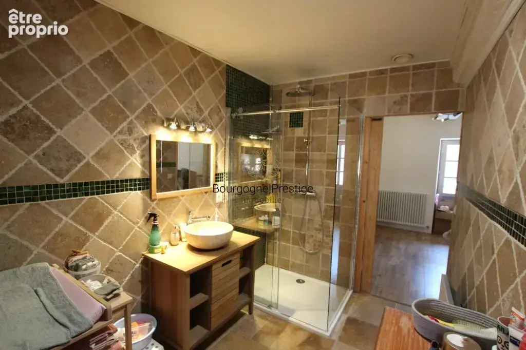 Jolie longere en pierre de 162 m² avec dependances sur un terrain de 1375 m² - photo 14