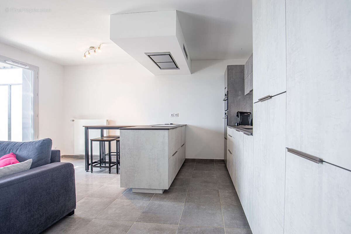 Agence immobiliere laforet - exclusivite - "hosta" - epagny metz-tessy - appartement t3 de 64,16 m² - terrasse - dernier etage - - photo 4