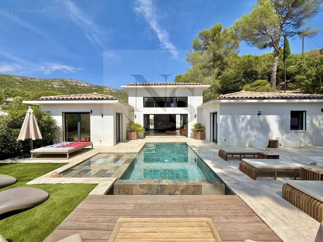 La bouilladisse villa contemporaine haut de gamme - photo 1