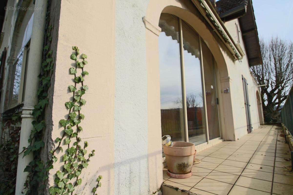 Maison à PUY-L'EVEQUE