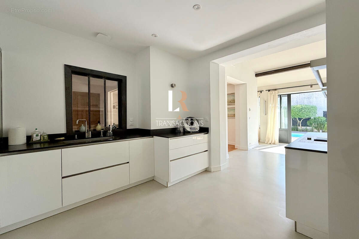 Maison à LA ROCHELLE