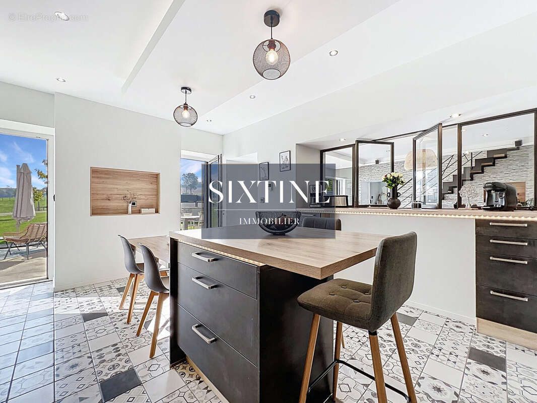 Maison à BOURGOIN-JALLIEU