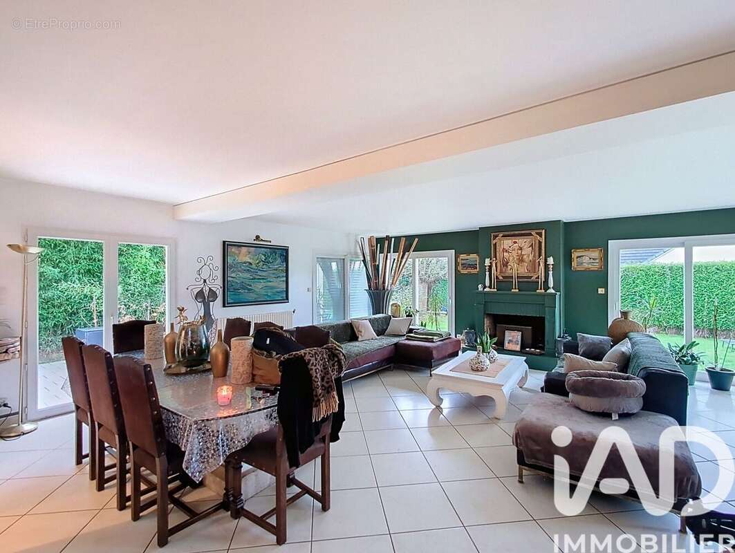 Photo 3 - Maison à FRANQUEVILLE-SAINT-PIERRE