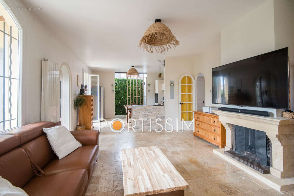 Maison 128 m² à Cagnes-Sur-Mer  - photo 4
