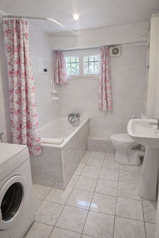 Maison à ROSNY-SUR-SEINE