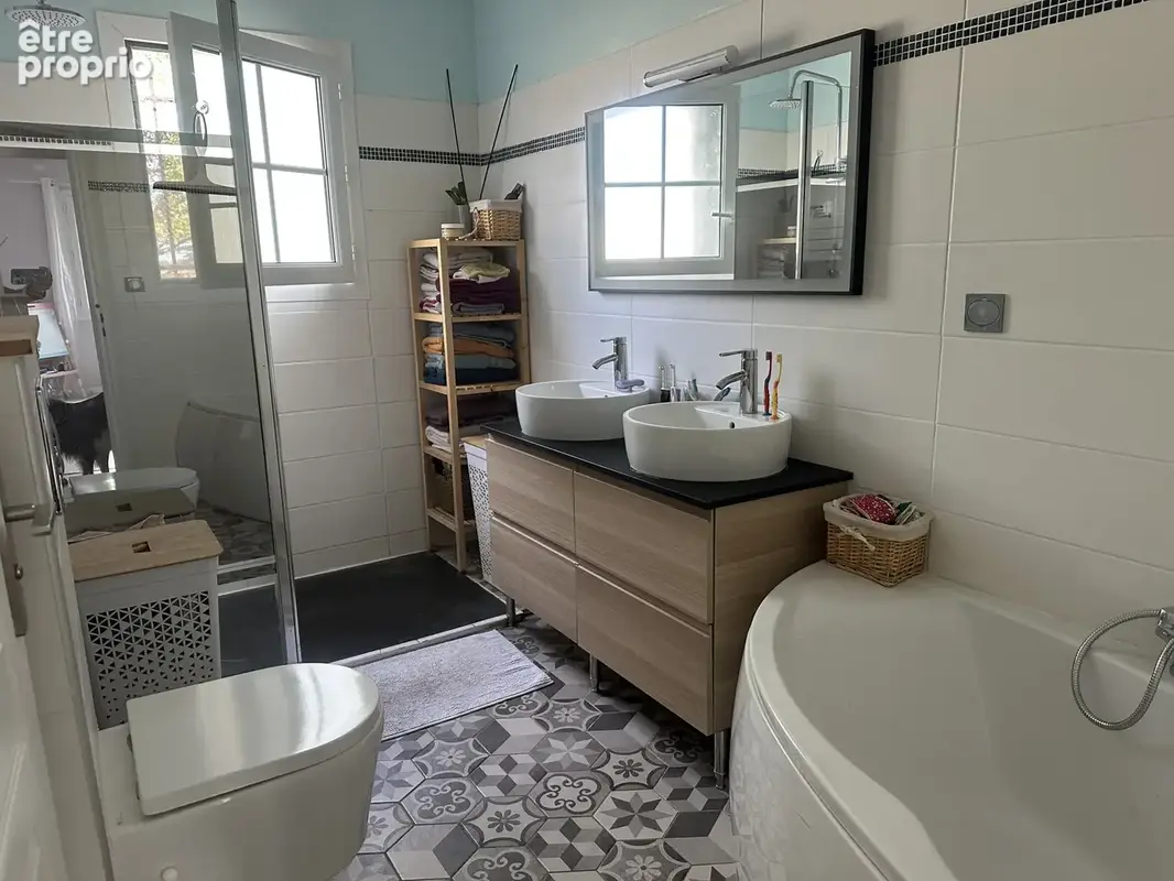 Cognac: Quartier l'Echassier maison de plain-pied,4 chambres, piscine. - photo 14