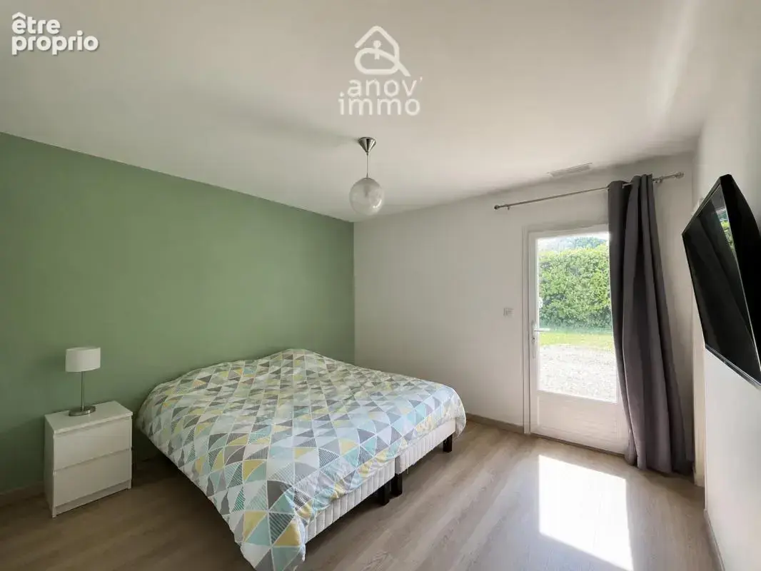 Maison plain-pied 132 m2   5 chambres   DPE C   Double garag - photo 5