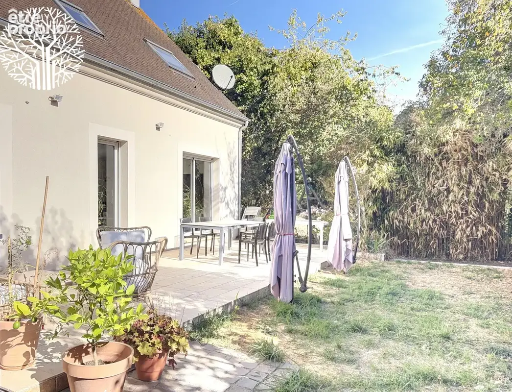 Maison familiale avec sous-sol total, grand garage - photo 3