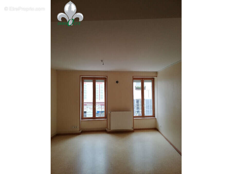 Appartement à SEURRE