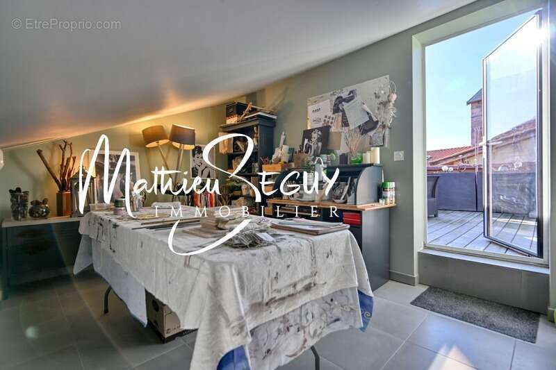 Maison à SAINT-MARTIN-EN-HAUT