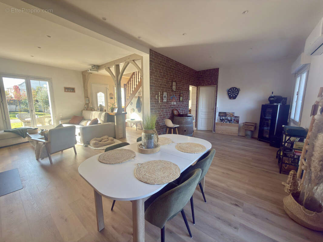 Maison à SAINT-BRANCHS