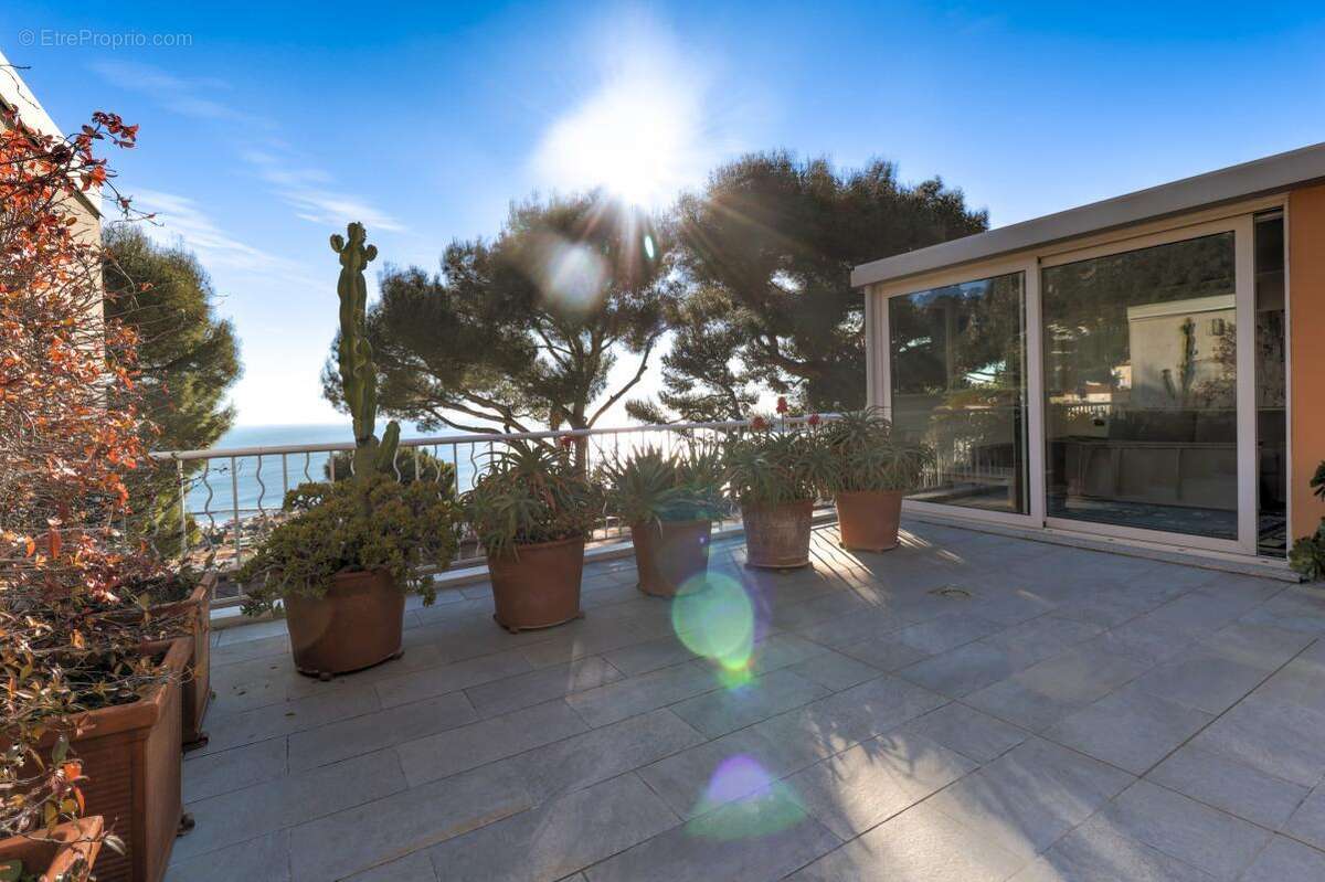 Appartement à VILLEFRANCHE-SUR-MER